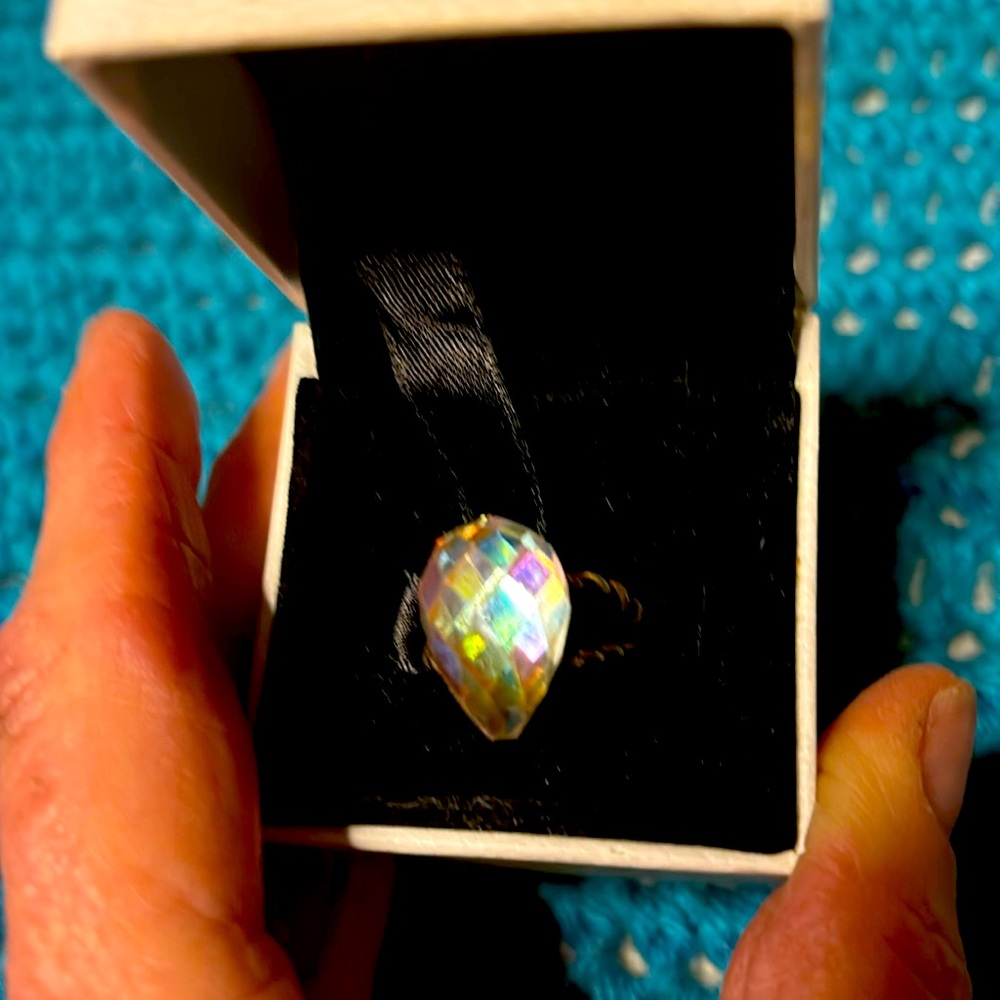 This ring is absolutely beautiful. It has a lot of color.